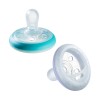 Πιπίλα Σιλικόνης Νυκτός Tommee Tippee Breastlike Night 6-18m (2τεμ.)